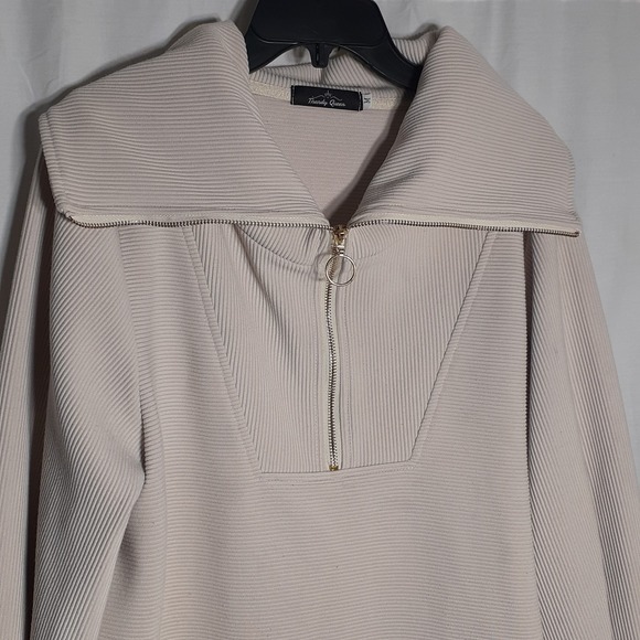 Queen Tops - Trendy Queen‎ Beige Quarter Zip Oversized Pullover Women's Size Medium Shirt